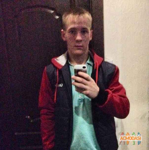 Ваня   фото №940618. Загружено 18 Октября 2015