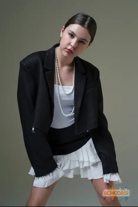 SOFIA  GUNKO фото №1930960. Загружено 10 Июля 2025