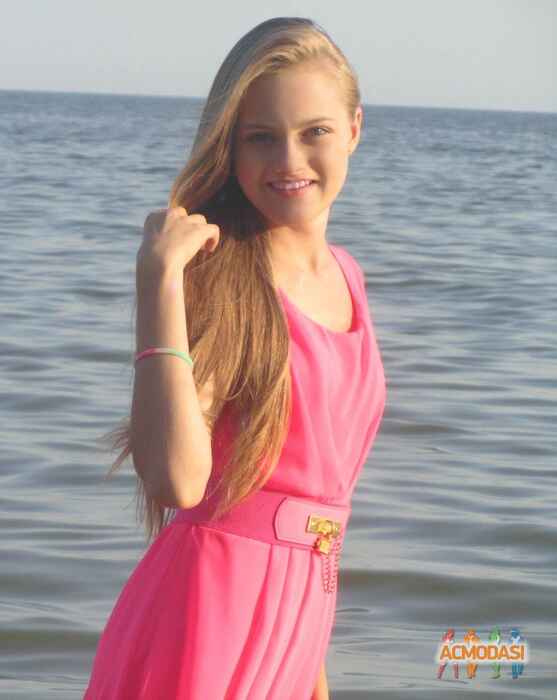 Карина Викторовна Коряковцева фото №616492. Загружено 17 Марта 2014