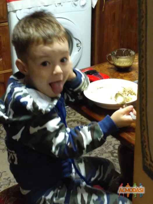 Саша   фото №1192555. Загружено 20 Июня 2017