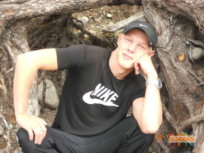 Владислав Александрович Михайлов фото №280387. Загружено 30 Октября 2012