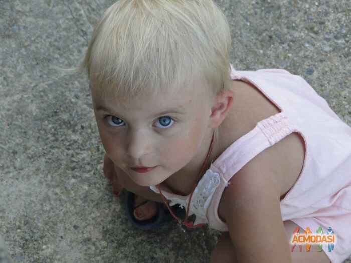 Кира Денисовна Адамович фото №930532. Загружено 03 Октября 2015