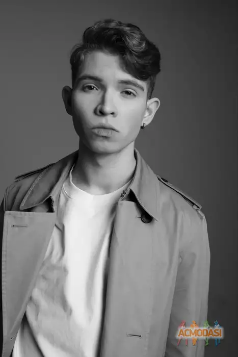 Глеб  Кузнецов фото №1939033. Загружено 18 Октября 2025