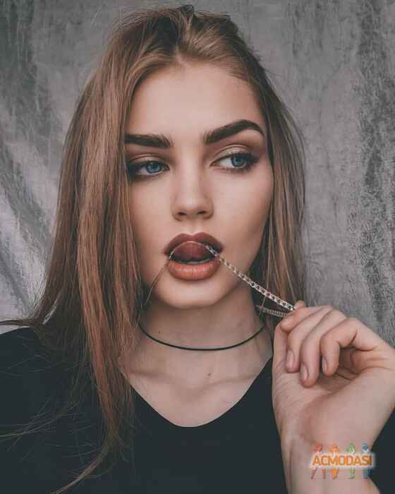 Юлия  Олейникова фото №1669325. Загружено 27 Декабря 2020