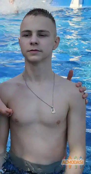 Роман   фото №1939567. Загружено 26 Октября 2025