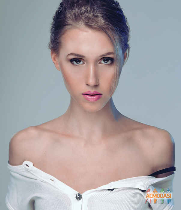 Алина Денисовна Дедюля фото №508024. Загружено 10 Октября 2013