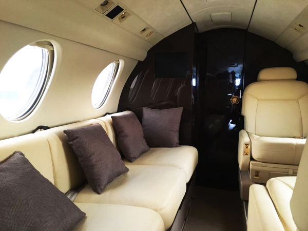 Фото Самолет (бизнес-джет) Falcon 200