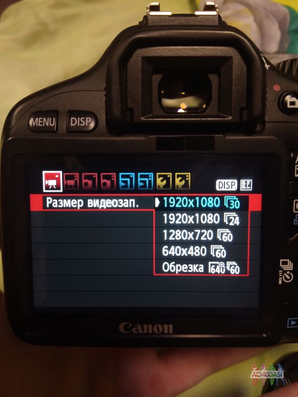 Фото CANON EOS 550D