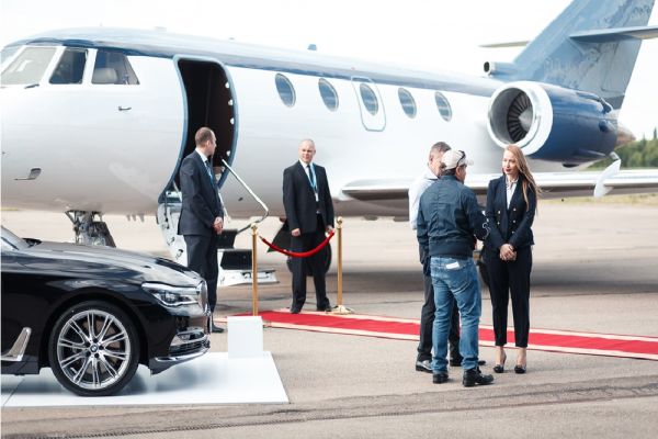 Фото Самолет (бизнес-джет) Falcon 200